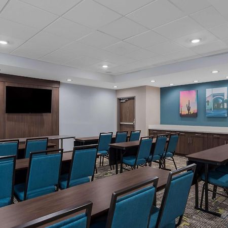 Hampton Inn By Hilton ويليامز المظهر الخارجي الصورة
